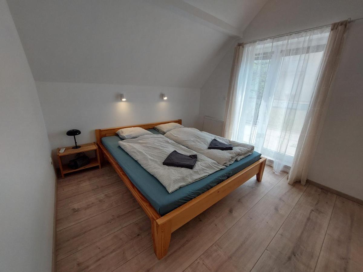 Útulný apartmán v Bratislava 4 Esterno foto