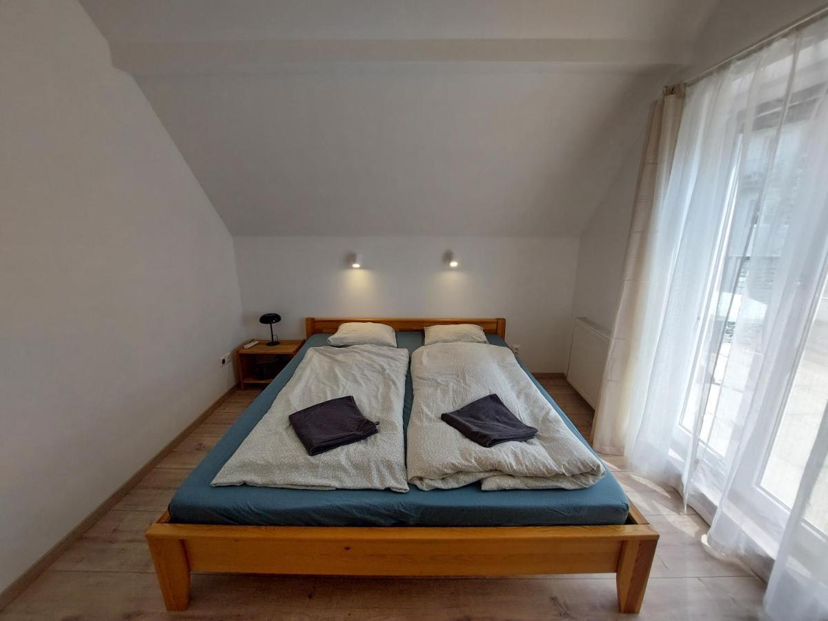 Útulný apartmán v Bratislava 4 Esterno foto