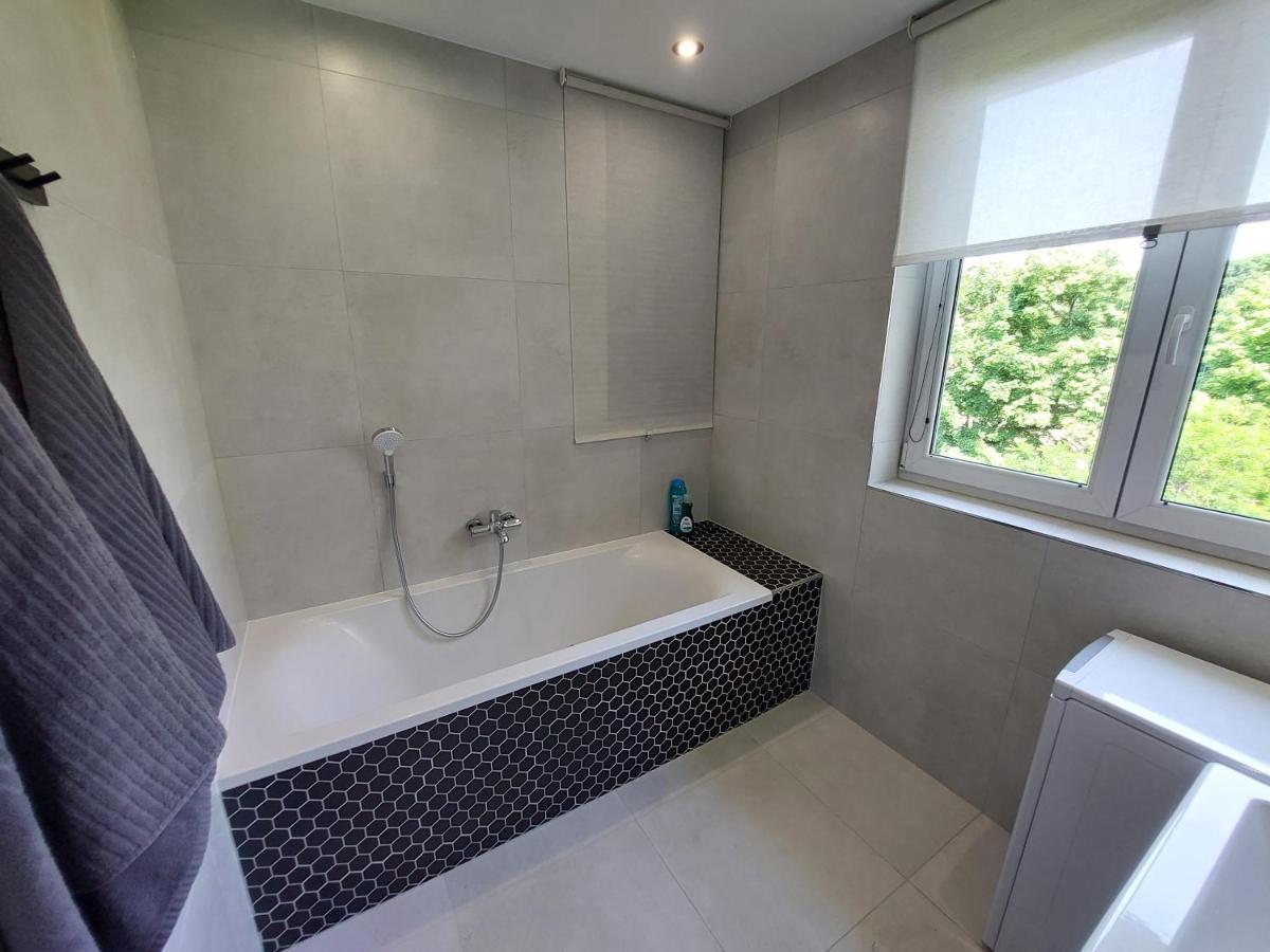 Útulný apartmán v Bratislava 4 Esterno foto
