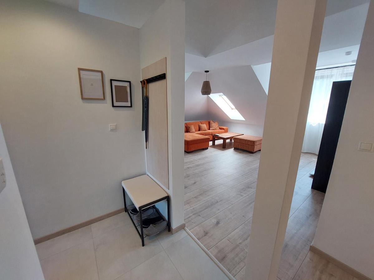 Útulný apartmán v Bratislava 4 Esterno foto