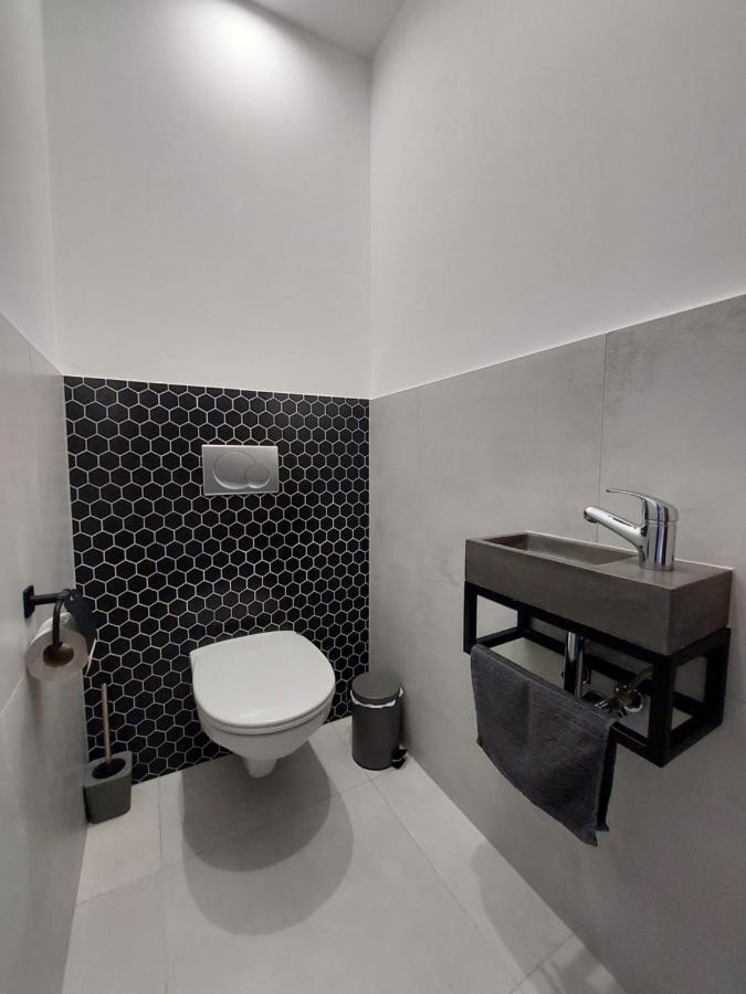 Útulný apartmán v Bratislava 4 Esterno foto