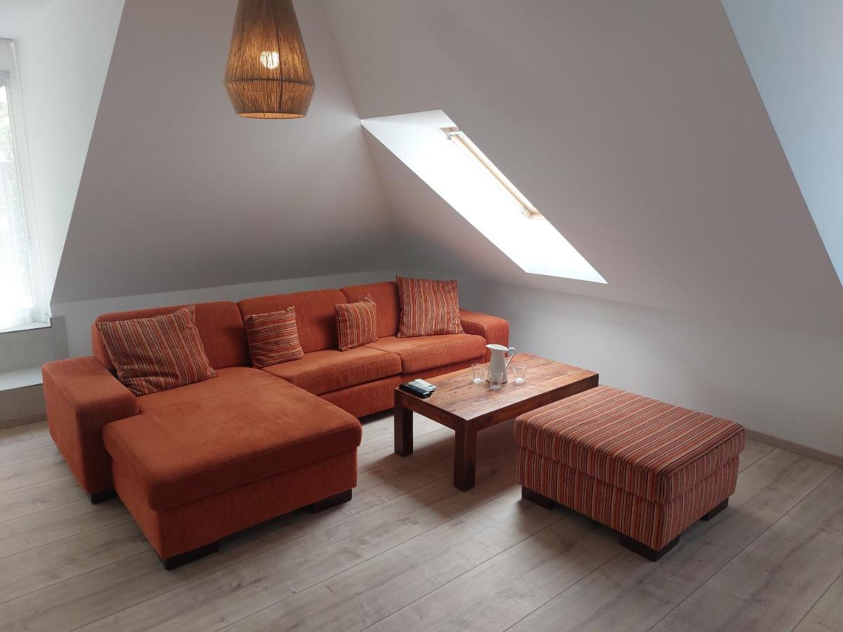 Útulný apartmán v Bratislava 4 Esterno foto
