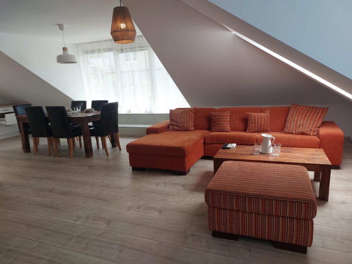 Útulný apartmán v Bratislava 4 Esterno foto
